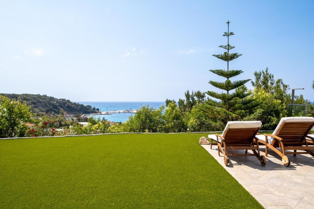 Icarus Luxury Beachfront Villa Gialiskari (Icaria) Exterior foto