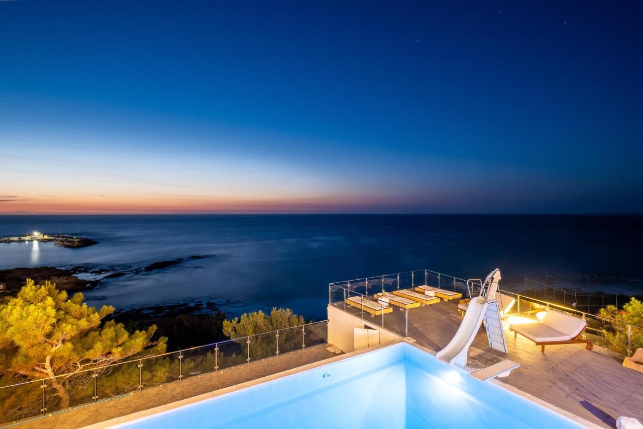 Icarus Luxury Beachfront Villa Gialiskari (Icaria) Exterior foto